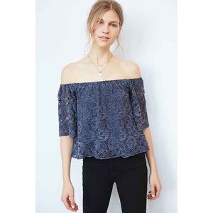 Ecoté UO Off Shoulder Floral Lace 3/4 Sleeve